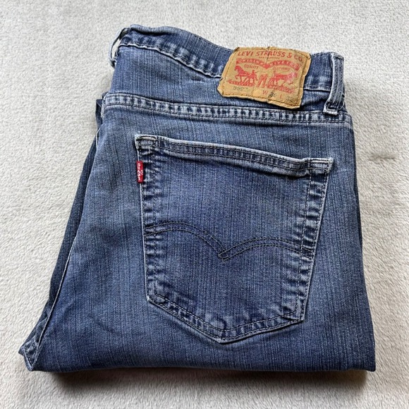 Levi's 559 Relaxed Straight Jeans Tag W36 L32 Distressed Denim (fit 34W x‎ 30L) - Picture 15 of 16